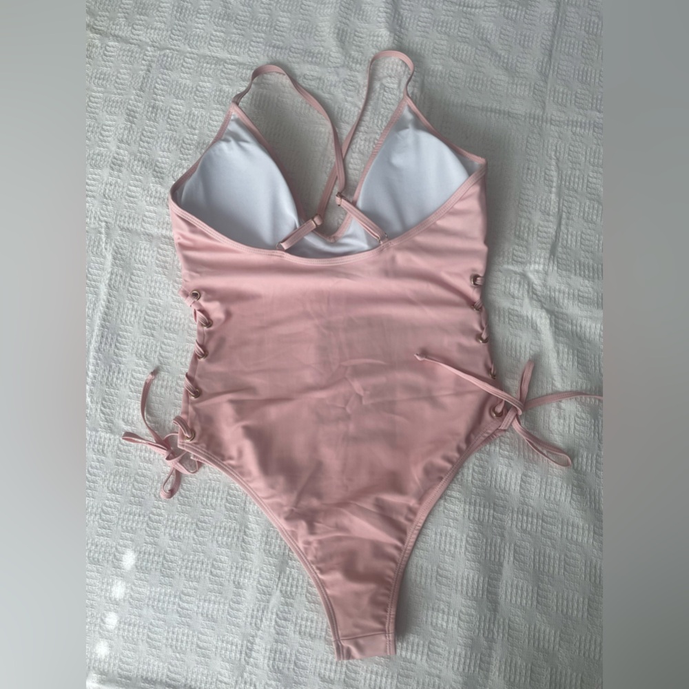 Swimsut & dress - Picture 7 of 15